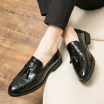 2023 нова ежедневни обувки, мъжки кожени обувки с ресни, черен бизнес обувки за официални партита Senior sense