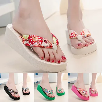 Модерен Пролетно-летни дамски чехли, Чехли за дебела подметка, боядисана ежедневни плажни обувки на танкетке