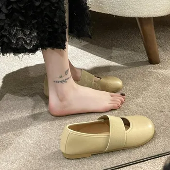 Нова мода дамски обувки, Дамски балет апартаменти, Ежедневни луксозен дизайнерски обувки за босоножек, Гъвкави обувки на плоска подметка с кръгло бомбе